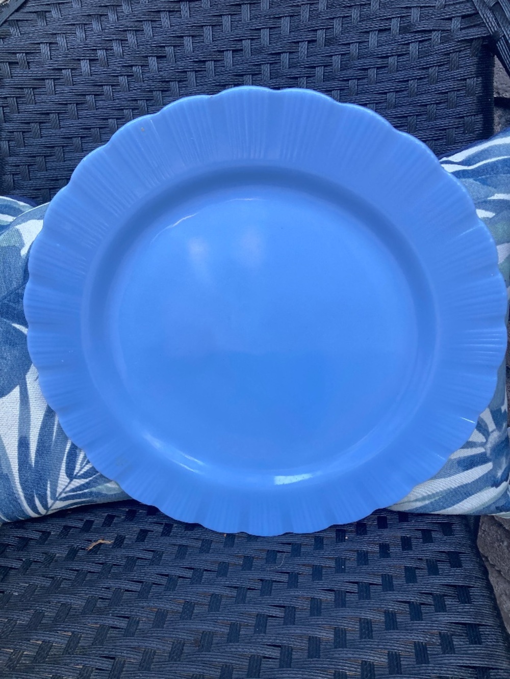 PYREX Delphite plate Pie Crust Edge